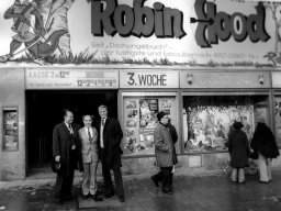 1974.12.13 Premiere - Robin Hood